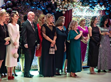 \"Ten wieczór należy do was\". Studniówka II LO