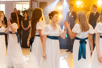 „Ostatnia prosta przed maturą”. Studniówka III LO