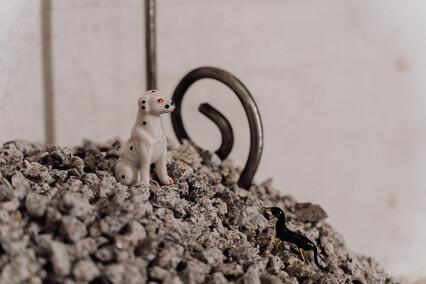 Krużganek przed tęczowym mostem