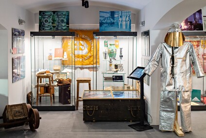 Historia z ekranu i na wystawach