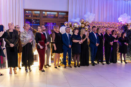 Walentynkowa studniówka Zespołu Szkół Technicznych