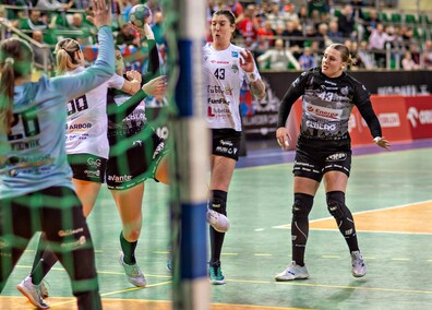 Przegrana Startu z wielokrotnymi mistrzyniami Polski