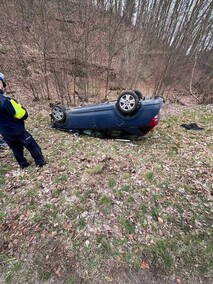 Dachowanie na drodze 503, pięcioro rannych
