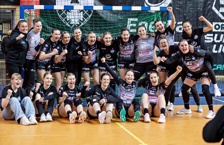 Start z coraz większą przewagą