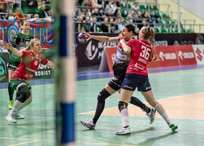 Start z coraz większą przewagą