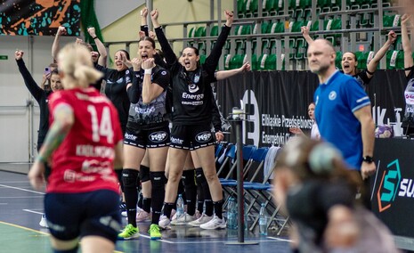 Start z coraz większą przewagą