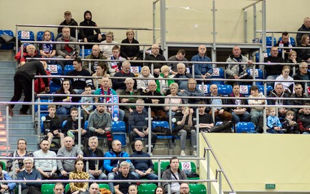 Start z coraz większą przewagą