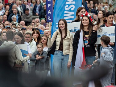 Rafał Trzaskowski w Elblągu. „Tych podziałów naprawdę już wystarczy”