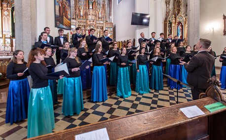 Chór i organy w świętym Wojciechu