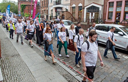 Studenci z kluczami do miasta