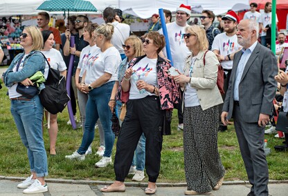 Studenci z kluczami do miasta
