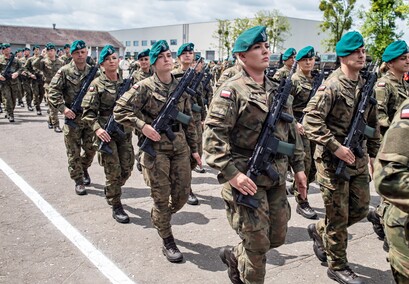 Pododdział z Westerplatte na święcie 16 pułku Pododdział z Westerplatte na święcie 16 pułku