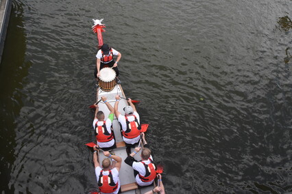 Smocze łodzie na rzece Elbląg Smocze łodzie na rzece Elbląg