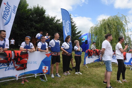 Smocze łodzie na rzece Elbląg