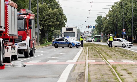 Szpital uratowany przed wodą, okolice zalane