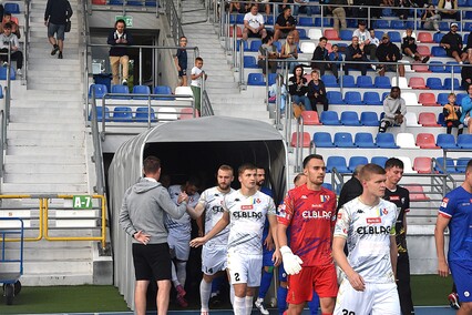 Absolwenci olimpijskiej Akademii dają remis na inaugurację