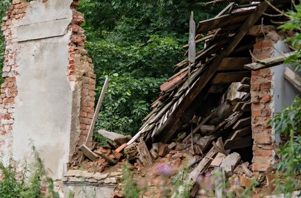 Tajemniczy dwór w Gaudynach  (Letnie przystAnki  odc. 8) 