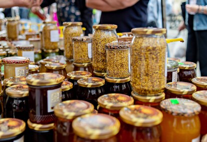 Na straganie w dzień targowy...