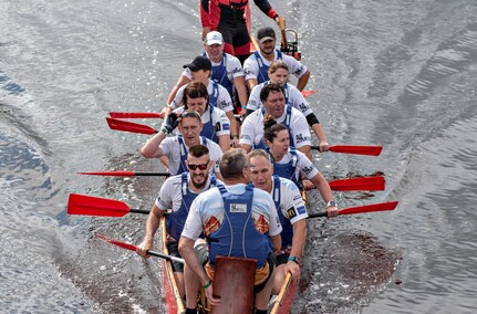 Smocze regaty na elbląskiej rzece