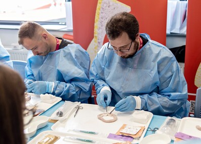 Roboty w służbie chirurgii