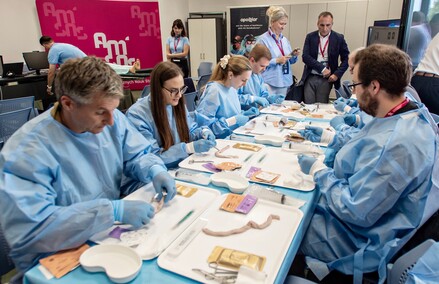 Roboty w służbie chirurgii