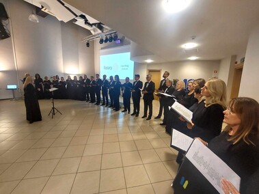 Służba ponad własne korzyści