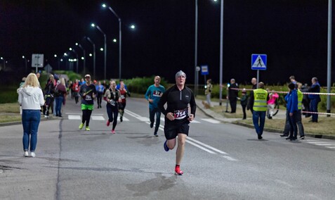 Piątka pod gwiazdami