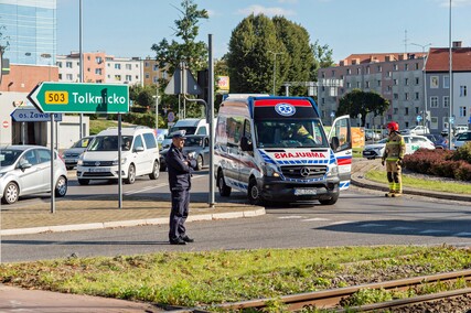 Kolizja z tramwajem na rondzie Zamech