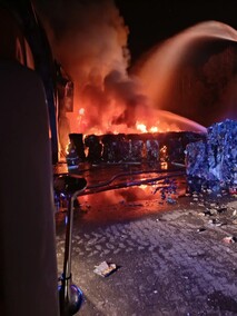 Pożar sortowni śmieci w Elblągu Pożar sortowni śmieci w Elblągu