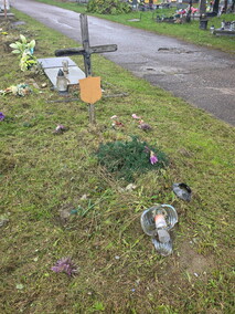 Czytelniczka: Tam też leżą ludzie...