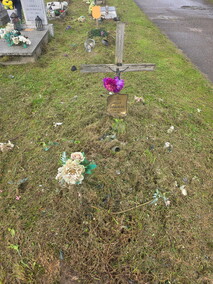 Czytelniczka: Tam też leżą ludzie...