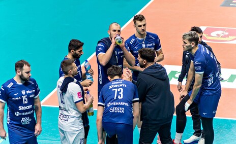 Pięć setów na inaugurację Plusligi w Elblągu