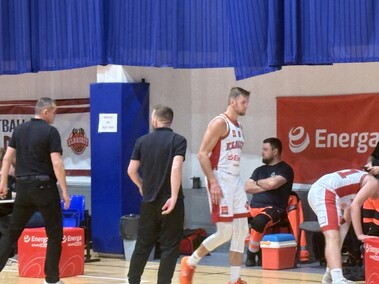Przekonujące zwycięstwo koszykarzy