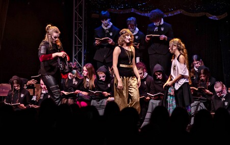 Szkoła imienia Lepszych od Reszty