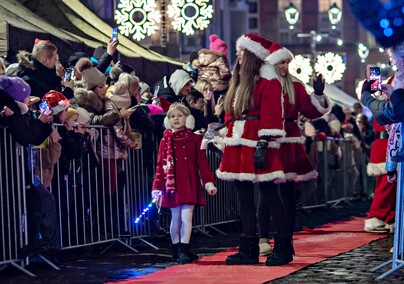 Choinka już świeci