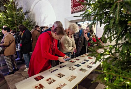 Św. Mikołaj na przystanku PKS