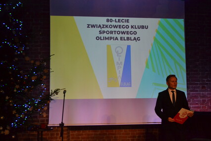 Nowy sztandar na 80. urodziny
