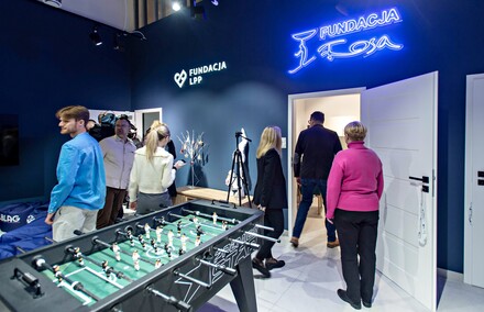 Niebieskie Trampki. Bez hejtu, bez używek i agresji