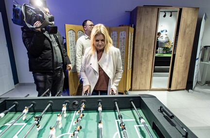 Niebieskie Trampki. Bez hejtu, bez używek i agresji