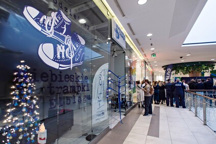 Niebieskie Trampki. Bez hejtu, bez używek i agresji