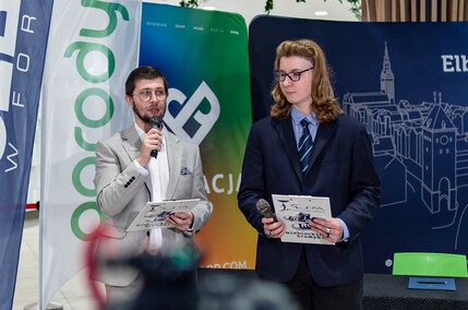 Niebieskie Trampki. Bez hejtu, bez używek i agresji