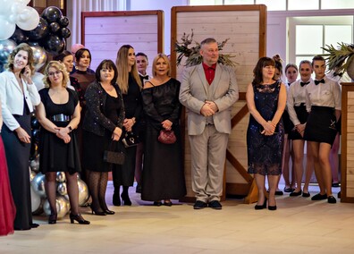 Zaczynamy studniówki! Tak bawili się uczniowie Zespołu Szkół Gospodarczych