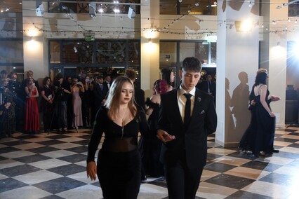 Studniówka niepowtarzalna jak każdy z was