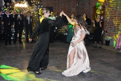 Chwilo trwaj... Studniówka ZPSM