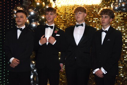 Chwilo trwaj... Studniówka ZPSM