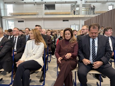 Uczniowie będą uczyli się obsługi dronów