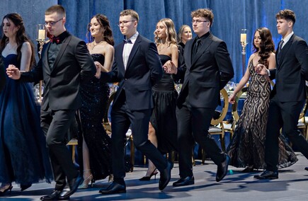 Studniówka I LO. \"Wyjątkowa i niepowtarzalna\"