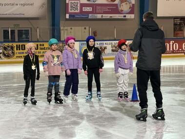 Łyżwiarskie Czwartki cieszą się popularnością