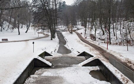 Przybywa wody w Kumieli. Władze Elbląga apelują do mieszkańców