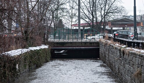Przybywa wody w Kumieli. Władze Elbląga apelują do mieszkańców